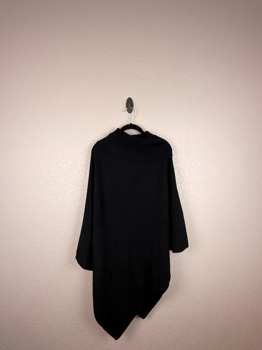 Captiva Cashmere Women's Black 100% Cashmere Cowl Neck Poncho One Size